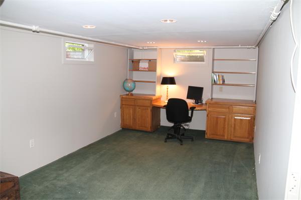 39 Dean Road Holliston, MA 01746 - Photo 10 of 14 Gallery Image 10