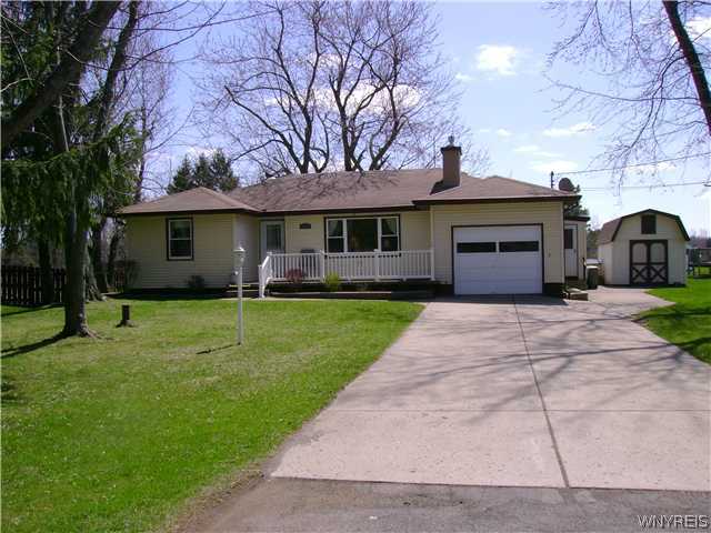 109 Simme Road Lancaster, NY 14086 - Photo 1 of 1 Exterior Front