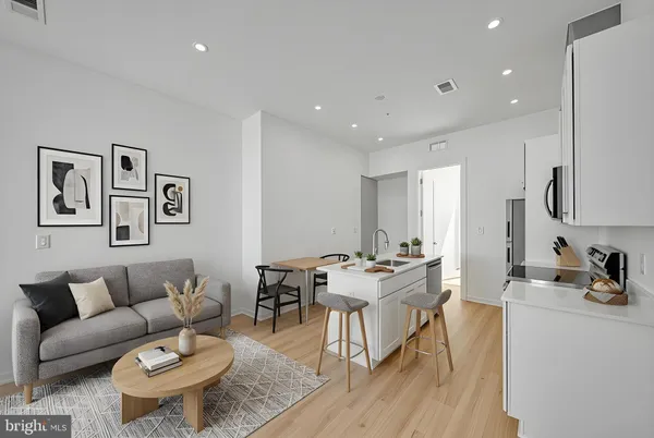 $2,100 | 710 Kennedy Street Northwest, Unit 17, Washington, DC 20011