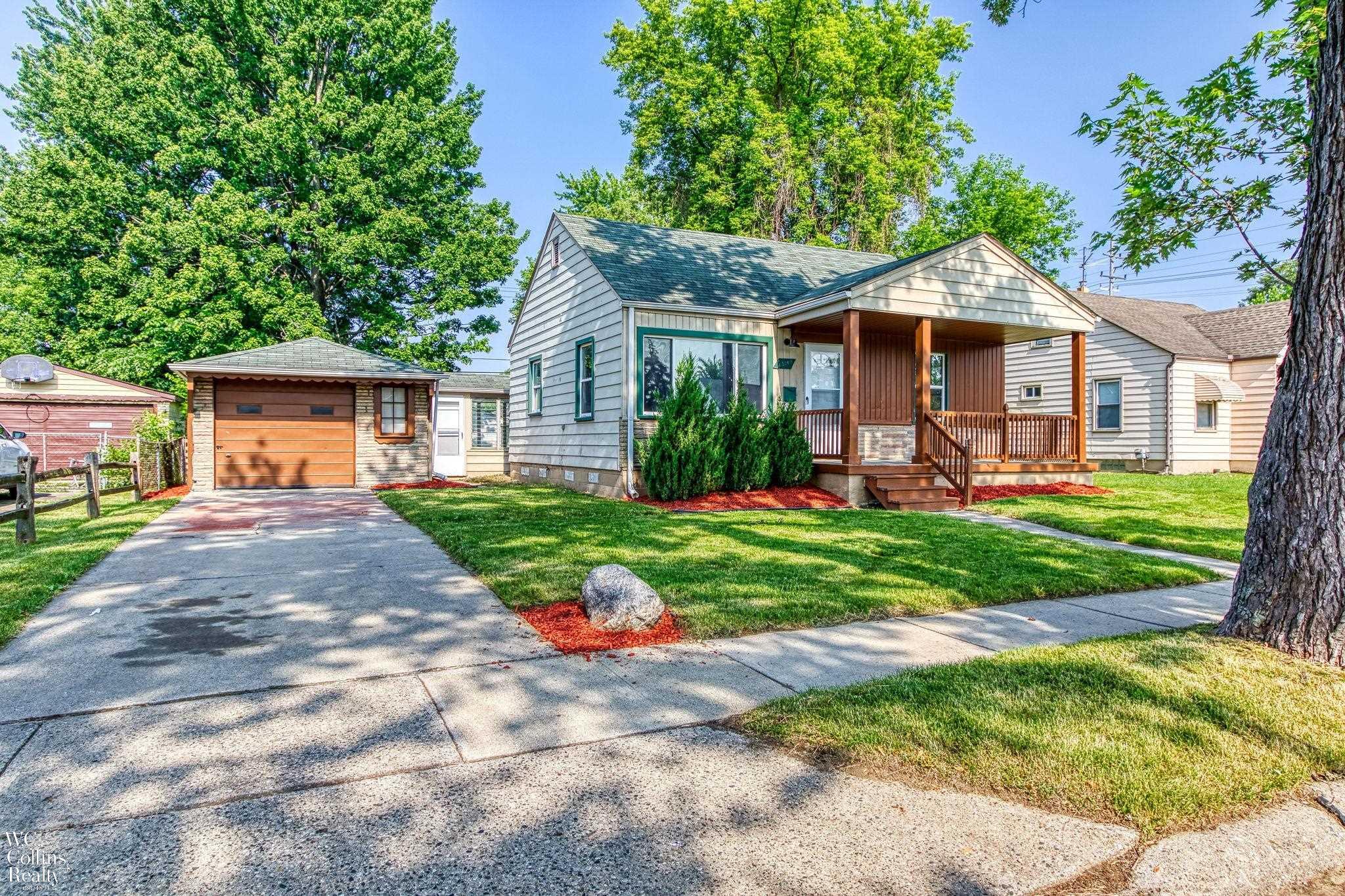 23149 Rausch Avenue Eastpointe, MI 48021 - Photo 1 of 48 50117017.JPG