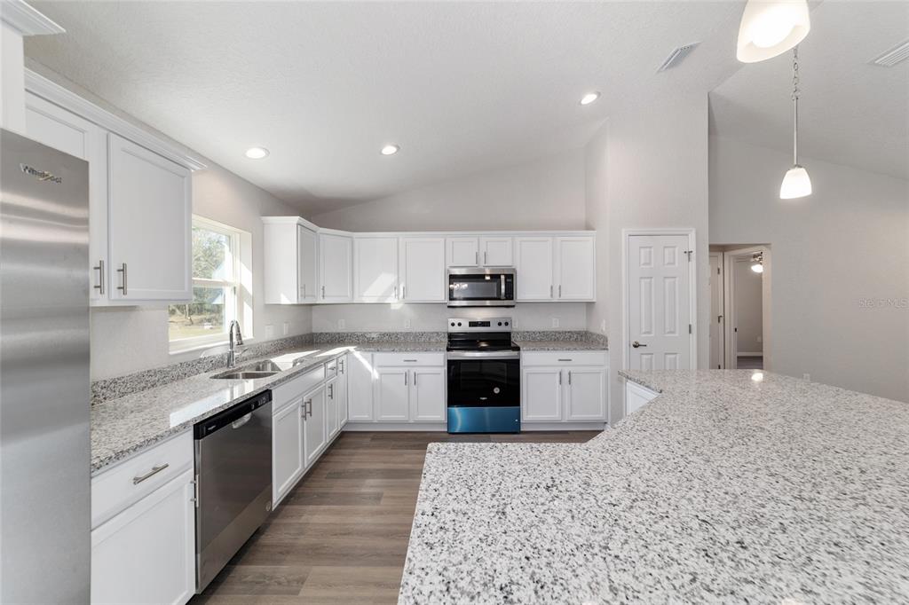 20184 Southwest 57th Street Dunnellon, FL 34431 - Photo 17 of 46