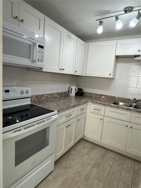 351 South McMullen Booth Road, Unit 129 Clearwater, FL 33759 - Photo 3 of 22