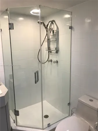 $4,195 | 201 Crandon Boulevard, Unit 120, Key Biscayne, FL 33149