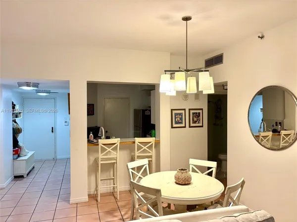 $4,195 | 201 Crandon Boulevard, Unit 120, Key Biscayne, FL 33149