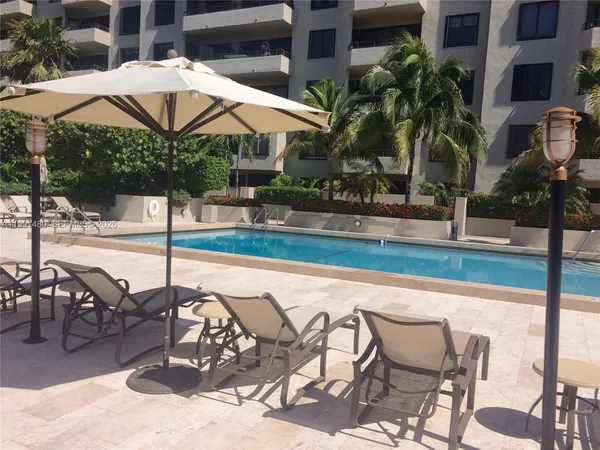 $4,195 | 201 Crandon Boulevard, Unit 120, Key Biscayne, FL 33149