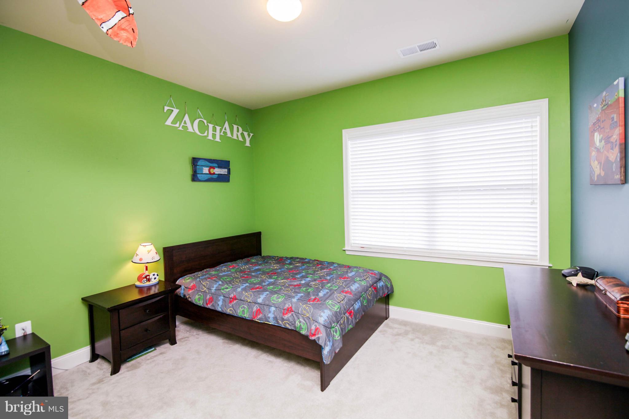 43089 Old Ryan Road Ashburn, VA 20148 - Photo 15 of 30 Spacious Guest Bedroom *SEE TOUR