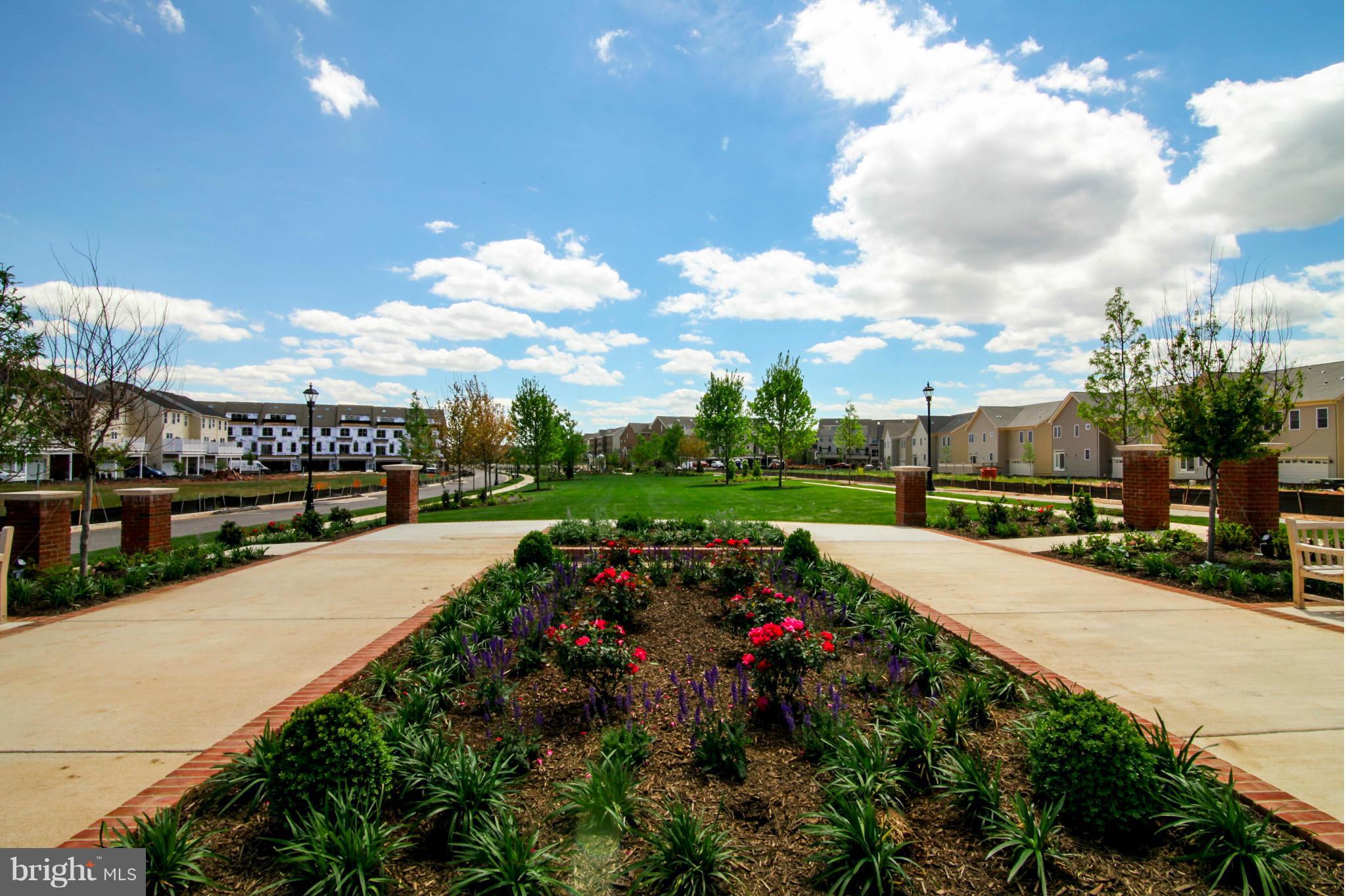 43089 Old Ryan Road Ashburn, VA 20148 - Photo 29 of 30 Beautiful Community Grounds