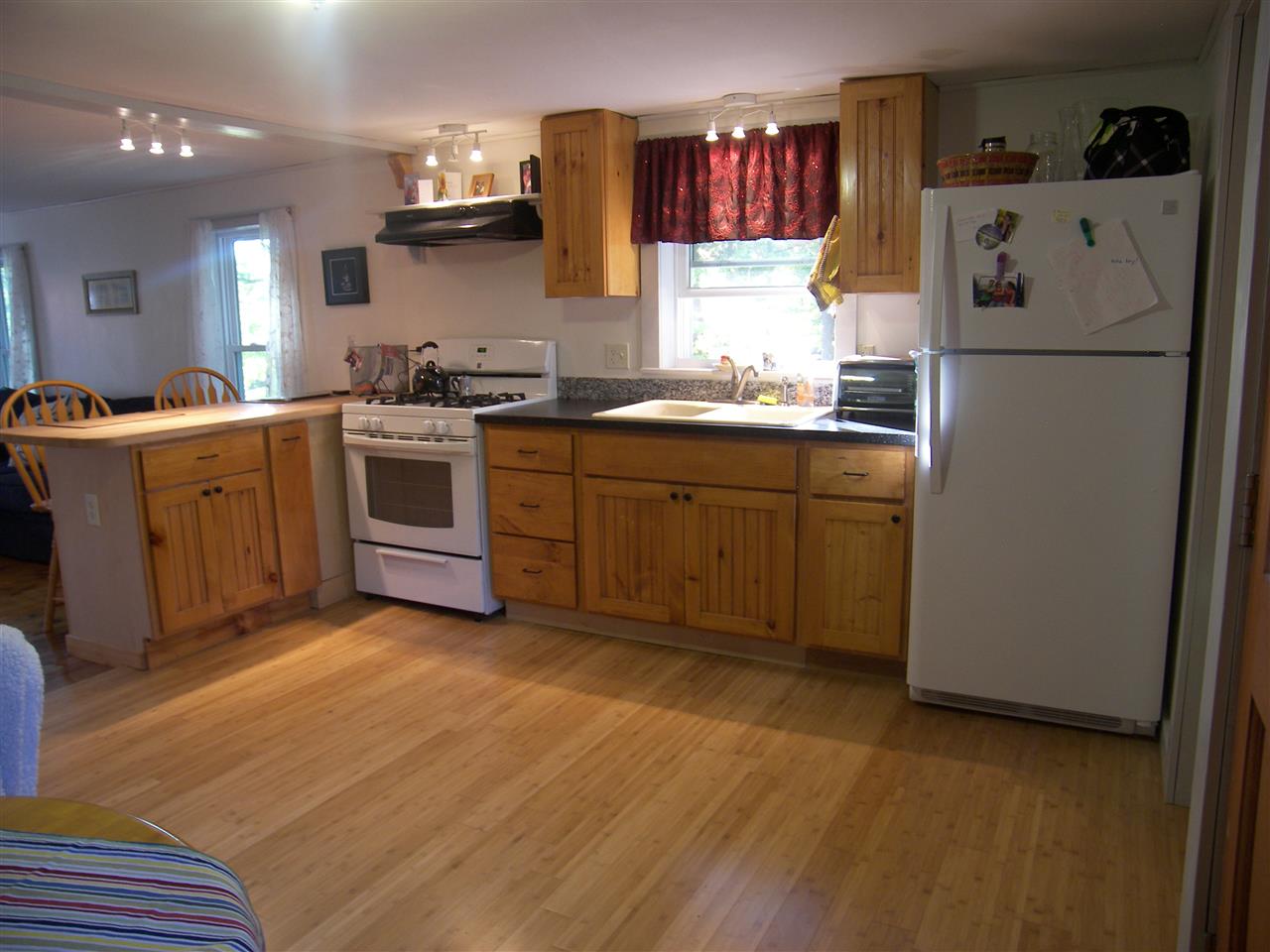 5 Hoit Road Concord, NH 03301 - Photo 9 of 19 Gallery Image 9