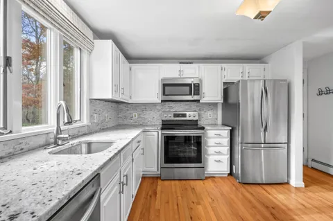 $1,185,000 | 11 Elizabeth Lane, West Yarmouth, MA 02673