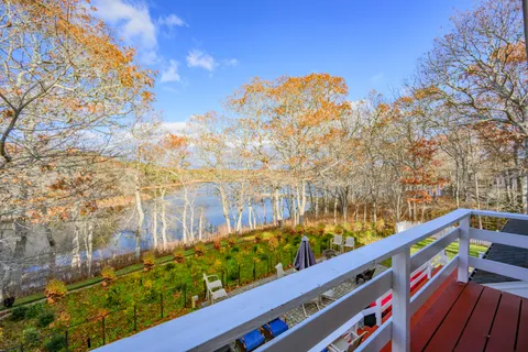 $1,185,000 | 11 Elizabeth Lane, West Yarmouth, MA 02673