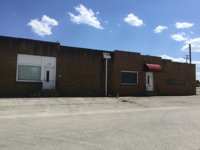 209 West Oak Street Watseka, IL 60970 - Photo 7 of 7