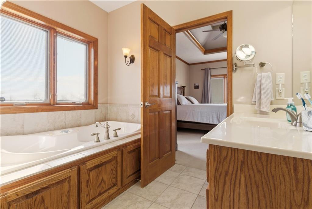 10790 Northeast Witt Road Cameron, MO 64429 - Photo 32 of 67