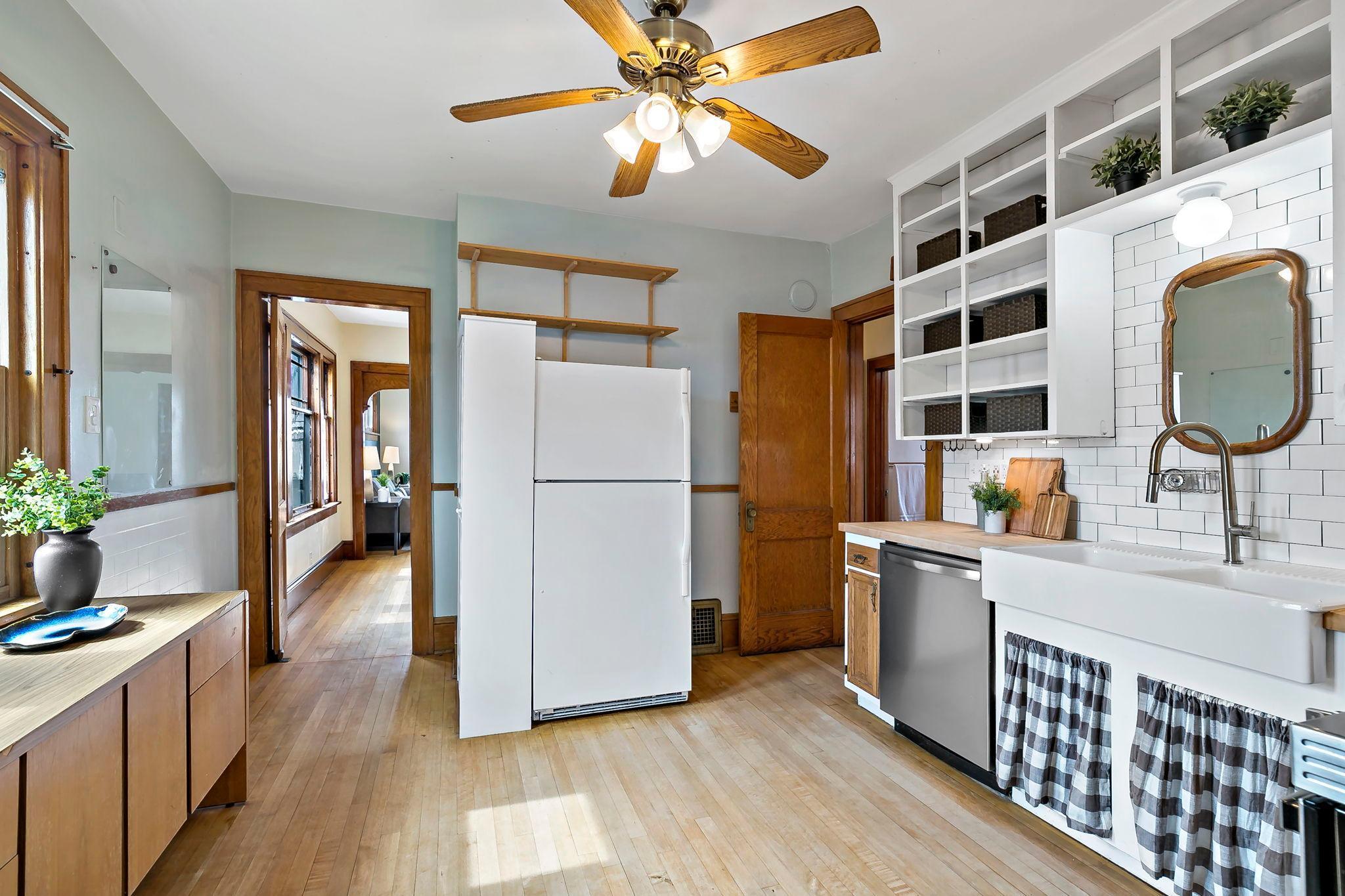 4129 7th Street Northeast Columbia Heights, MN 55421 - Photo 15 of 54