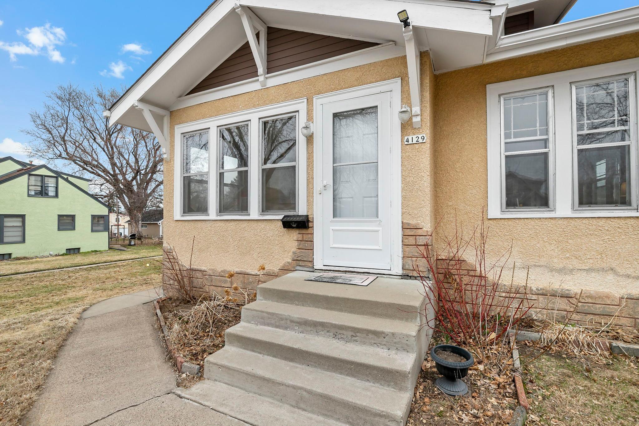 4129 7th Street Northeast Columbia Heights, MN 55421 - Photo 3 of 54