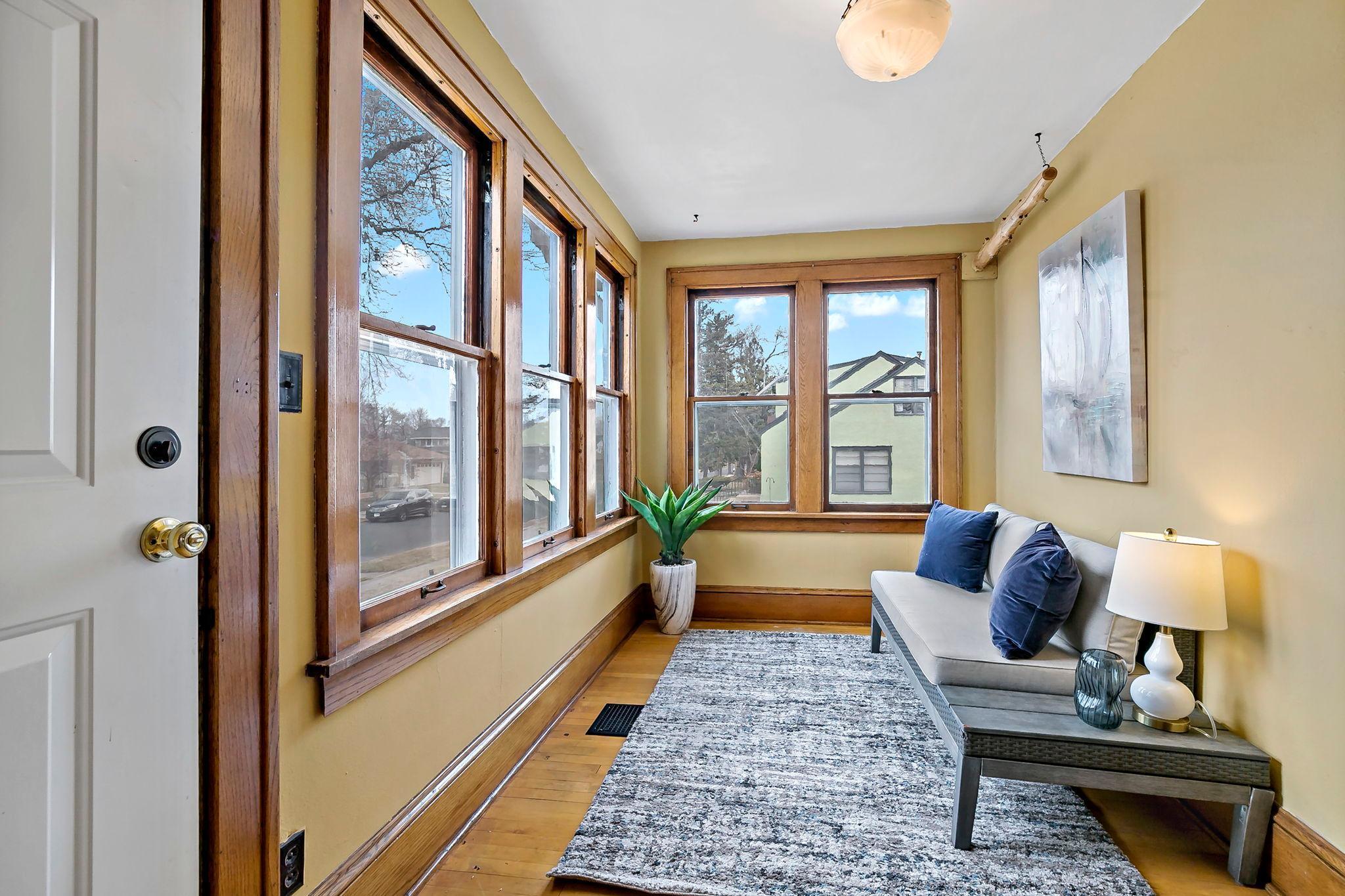 4129 7th Street Northeast Columbia Heights, MN 55421 - Photo 4 of 54