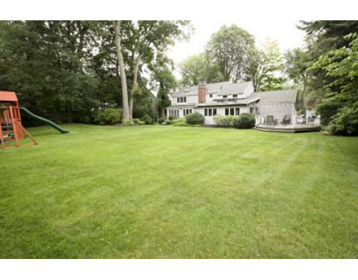 15 Lockeland Road Winchester, MA 01890 - Photo 24 of 24 a house view with a garden space