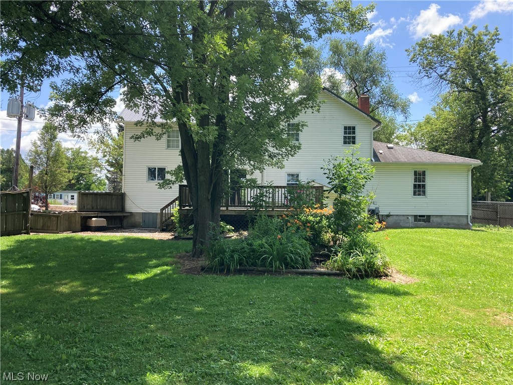 17322 Kinsman Road Middlefield, OH 44062 - Photo 7 of 35