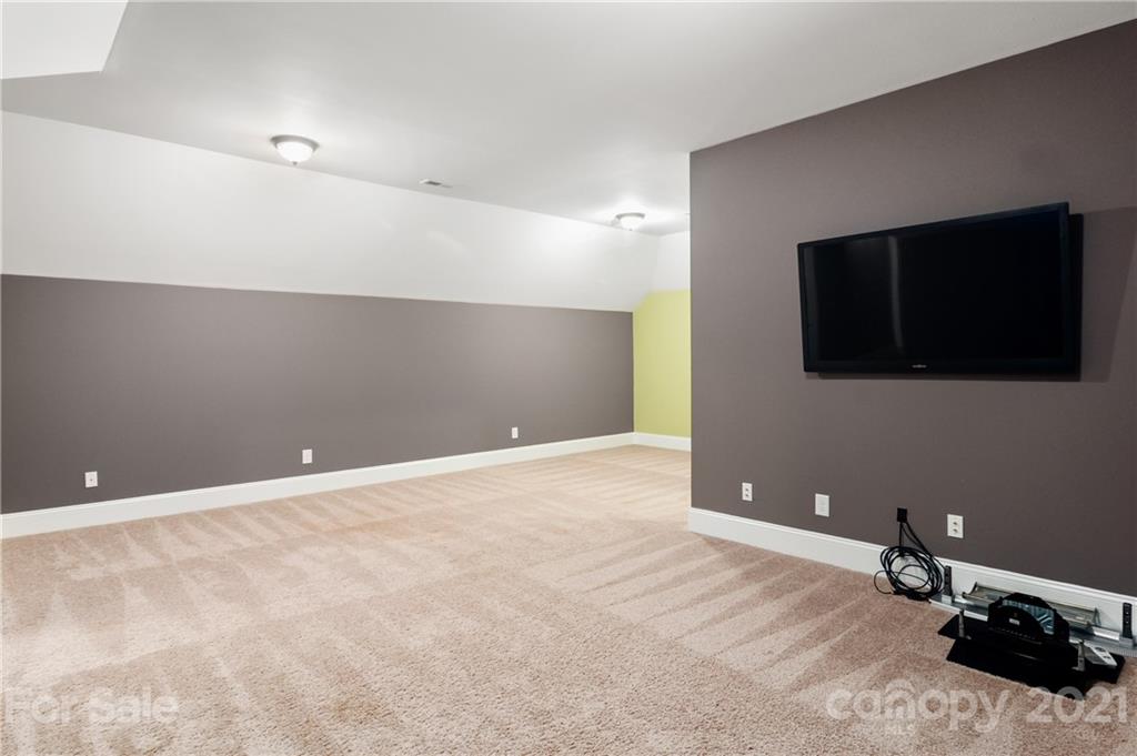 1773 North Dobys Bridge Road Fort Mill, SC 29715 - Photo 24 of 38 Gallery Image 24