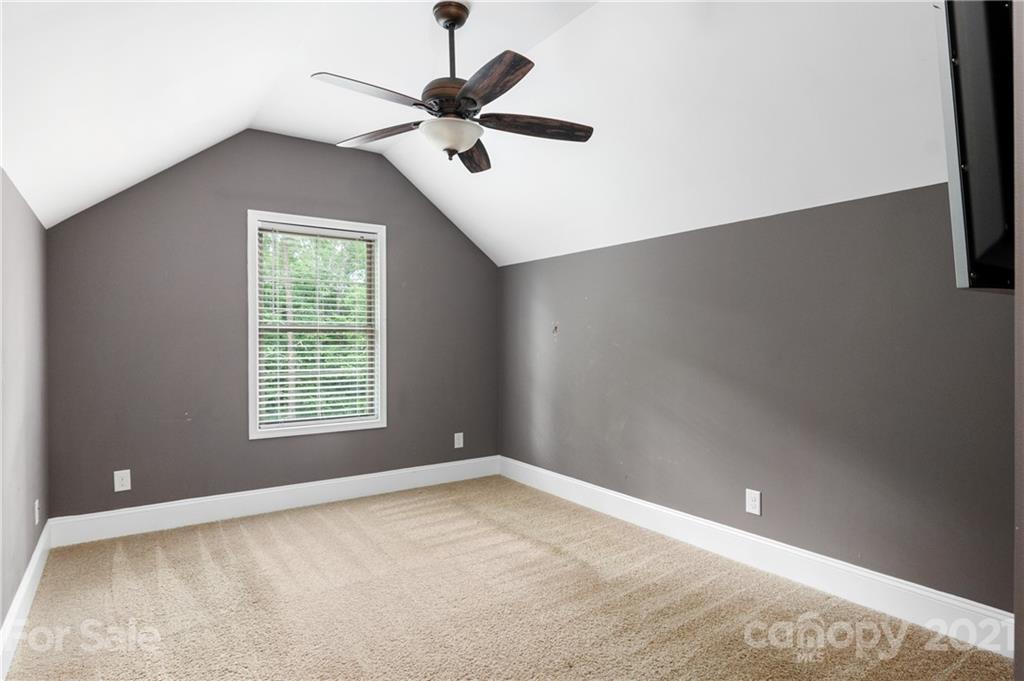1773 North Dobys Bridge Road Fort Mill, SC 29715 - Photo 25 of 38 Gallery Image 25