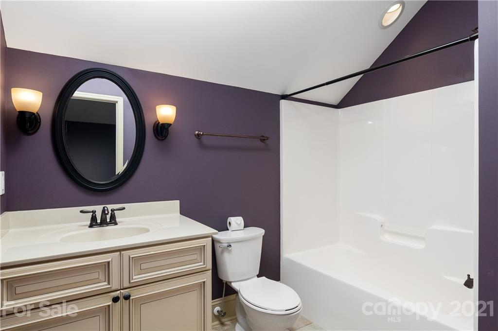 1773 North Dobys Bridge Road Fort Mill, SC 29715 - Photo 26 of 38 Gallery Image 26