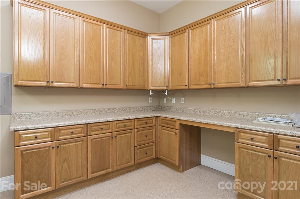 1773 North Dobys Bridge Road Fort Mill, SC 29715 - Photo 29 of 38 Gallery Image 29