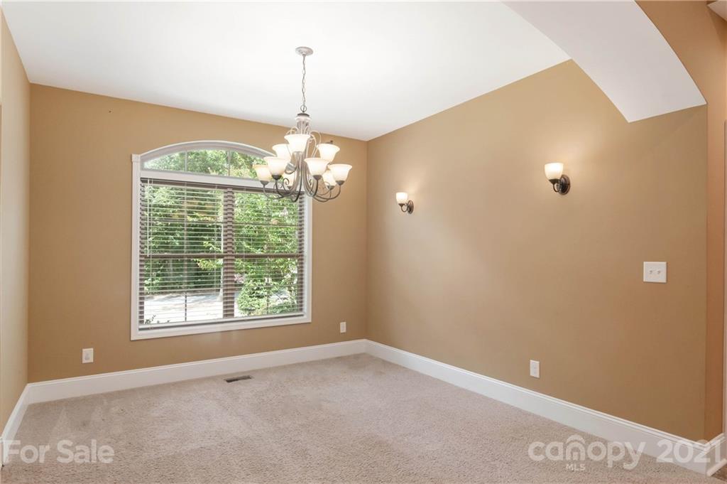 1773 North Dobys Bridge Road Fort Mill, SC 29715 - Photo 4 of 38 Gallery Image 4