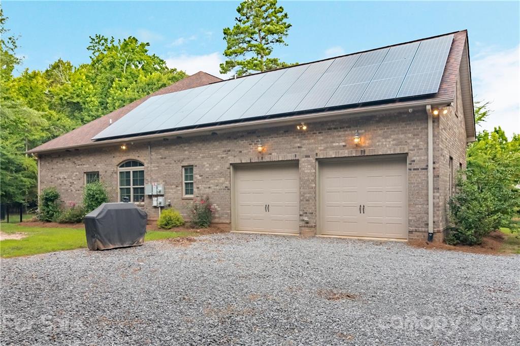 1773 North Dobys Bridge Road Fort Mill, SC 29715 - Photo 32 of 38 Gallery Image 32