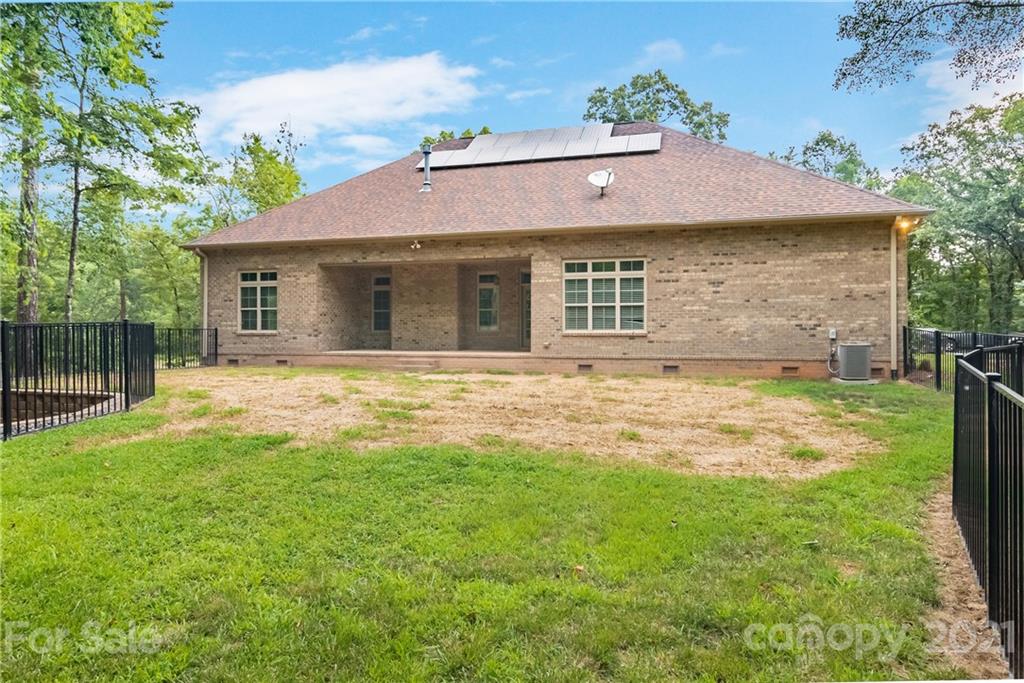 1773 North Dobys Bridge Road Fort Mill, SC 29715 - Photo 33 of 38 Gallery Image 33