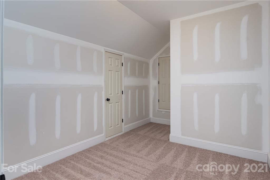 1773 North Dobys Bridge Road Fort Mill, SC 29715 - Photo 34 of 38 Gallery Image 34