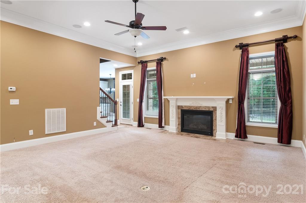 1773 North Dobys Bridge Road Fort Mill, SC 29715 - Photo 7 of 38 Gallery Image 7