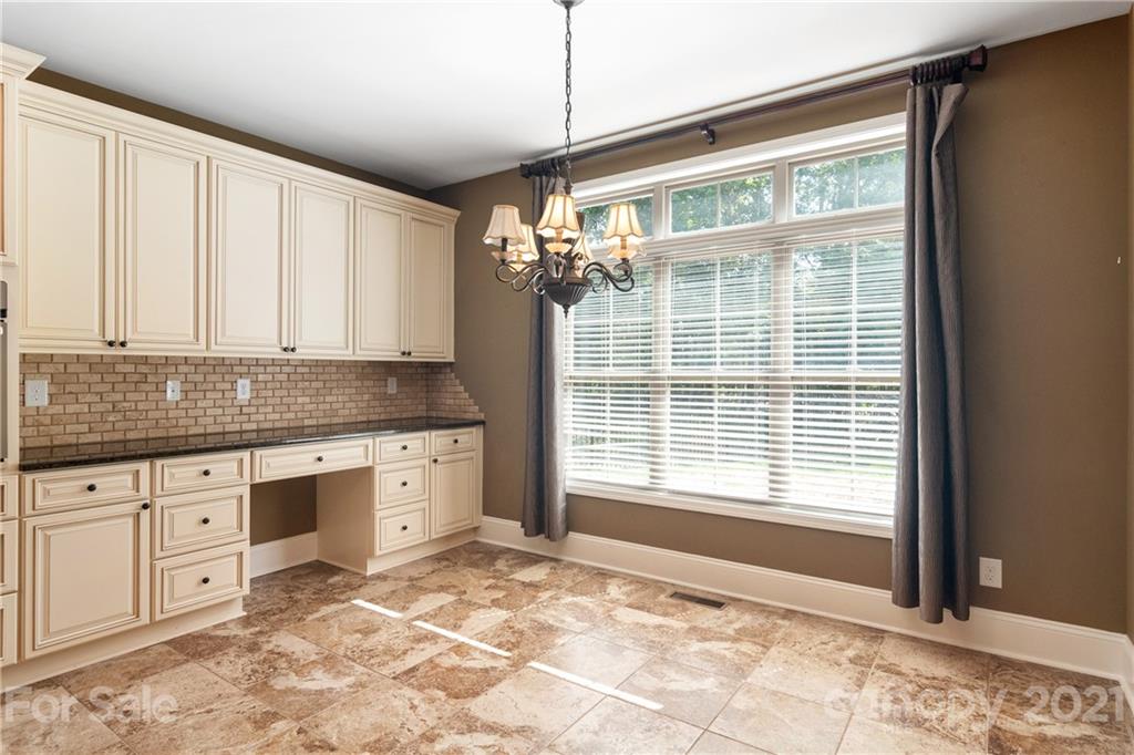 1773 North Dobys Bridge Road Fort Mill, SC 29715 - Photo 10 of 38 Gallery Image 10