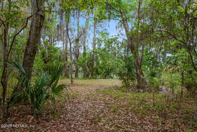 $370,000 | 1017 Old Gainesville Highway, Interlachen, FL 32148