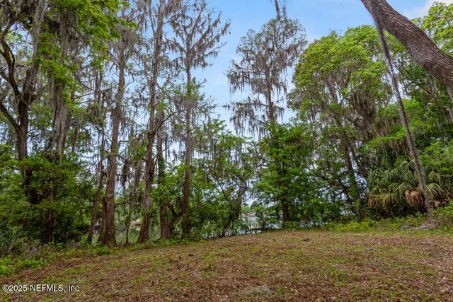 $370,000 | 1017 Old Gainesville Highway, Interlachen, FL 32148