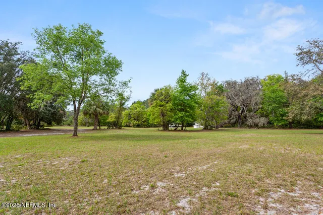 $370,000 | 1017 Old Gainesville Highway, Interlachen, FL 32148