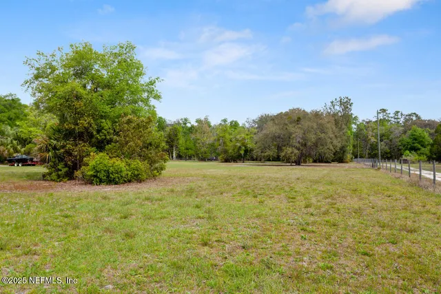 $370,000 | 1017 Old Gainesville Highway, Interlachen, FL 32148