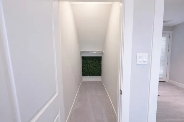 a view of a garage