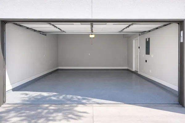 $2,800 | 10806 Warwana Road, Unit C, Houston, TX 77043