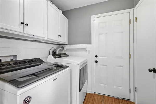 $415,000 | 10718 West 102nd Street, Overland Park, KS 66214
