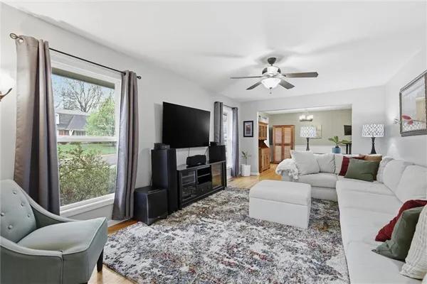 $415,000 | 10718 West 102nd Street, Overland Park, KS 66214