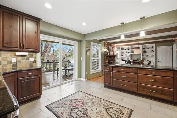 $415,000 | 10718 West 102nd Street, Overland Park, KS 66214