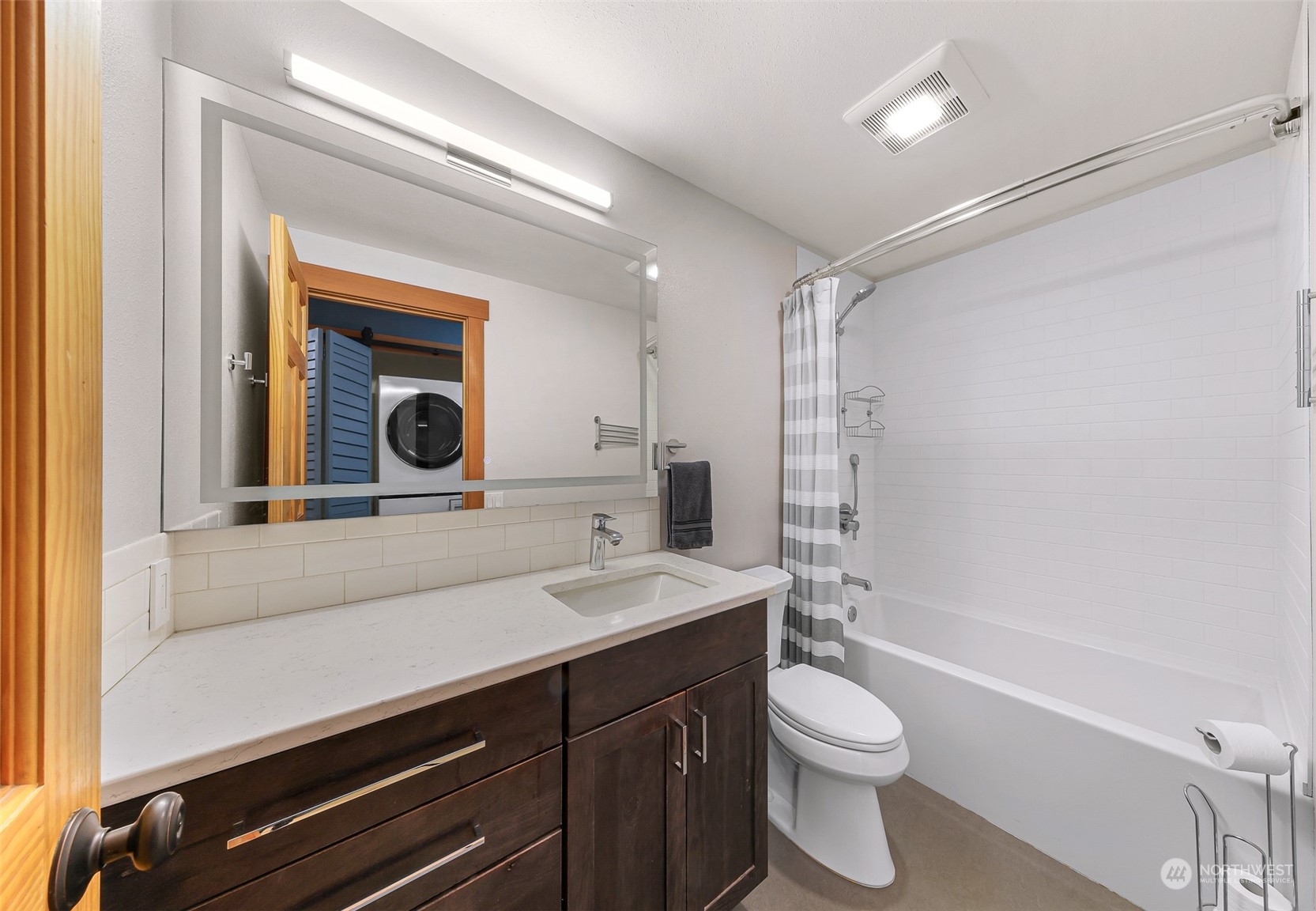 2993 Canlin Drive Ferndale, WA 98248 - Photo 19 of 35 a bathroom with a sink a toilet and shower