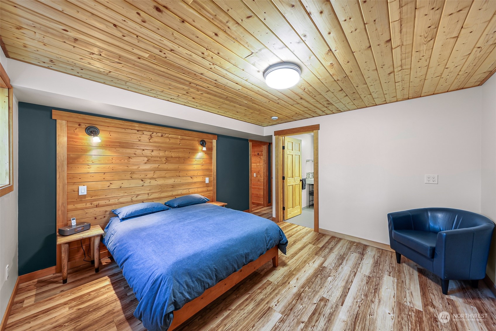 2993 Canlin Drive Ferndale, WA 98248 - Photo 30 of 35 a bedroom with a bed and window