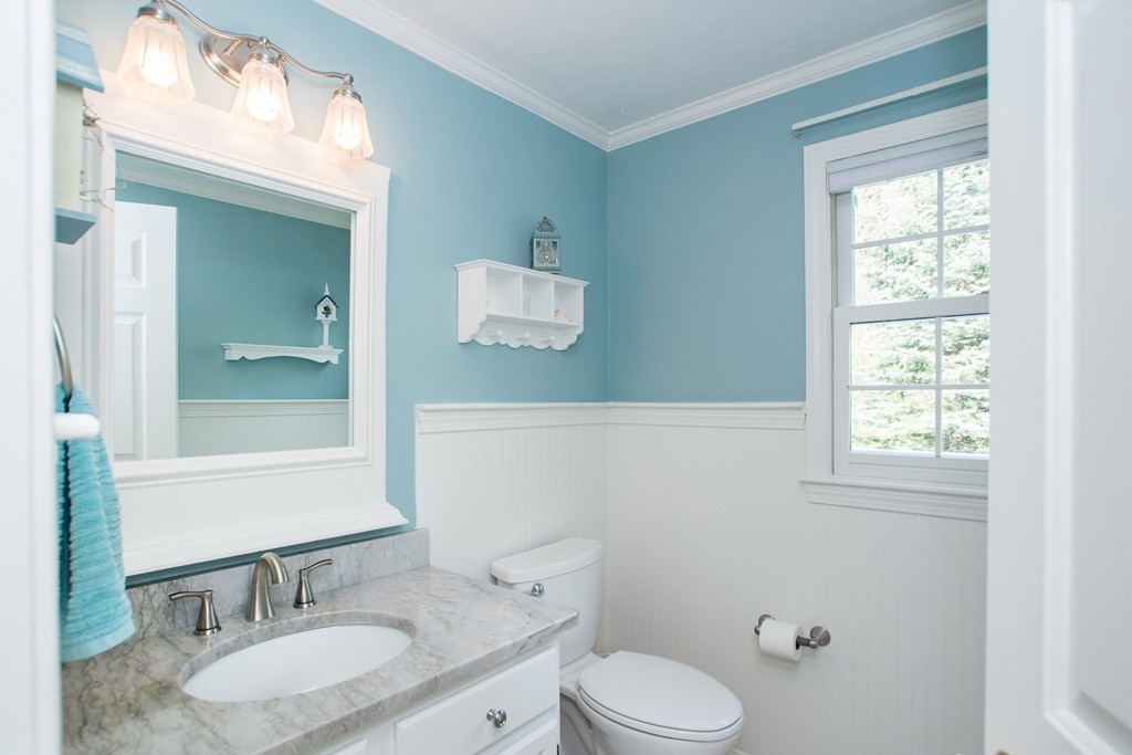 34 Townline Road Franklin, MA 02038 - Photo 14 of 30 Gallery Image 14