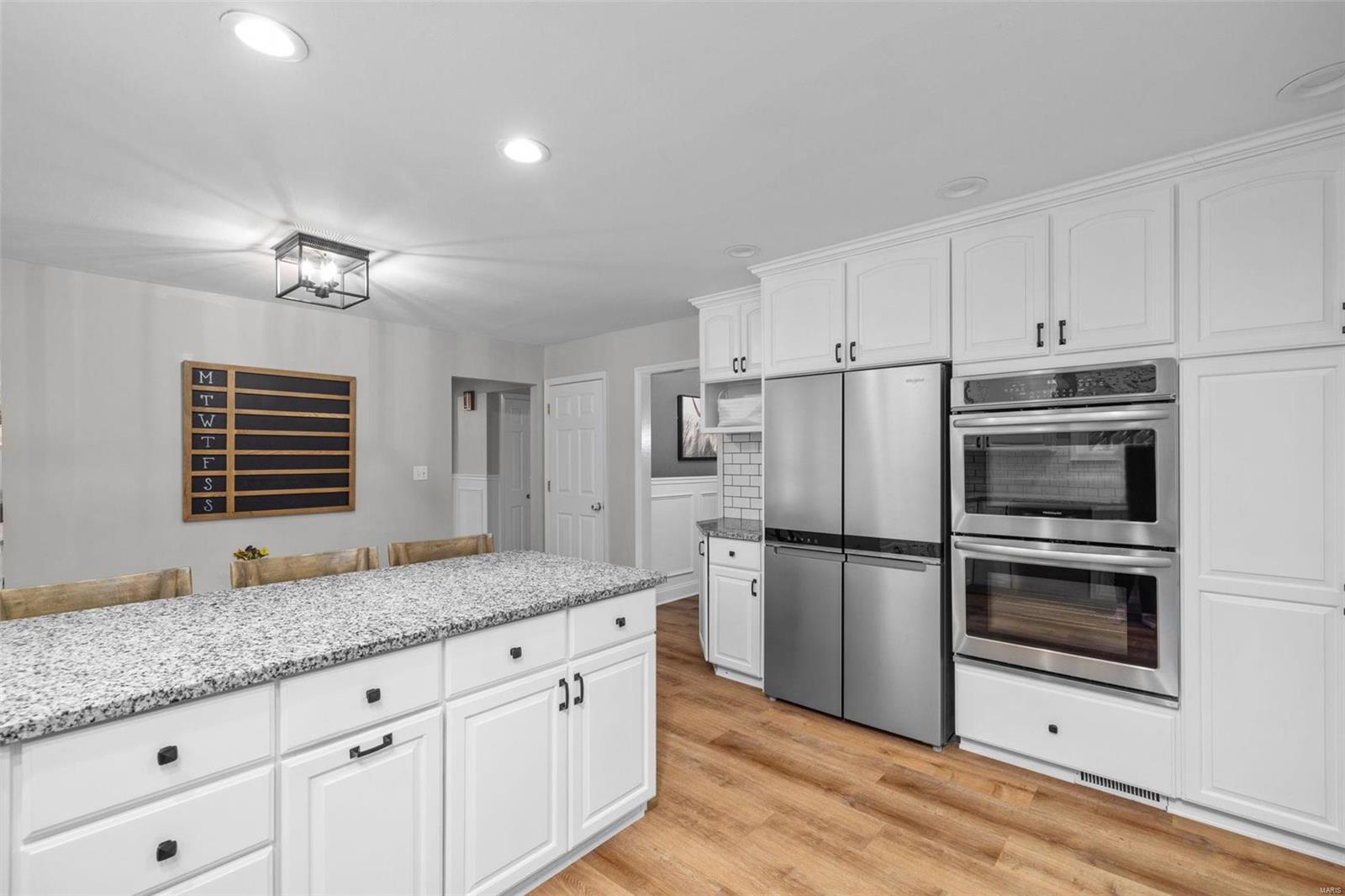 1048 Camargo Drive Ballwin, MO 63011 - Photo 14 of 41