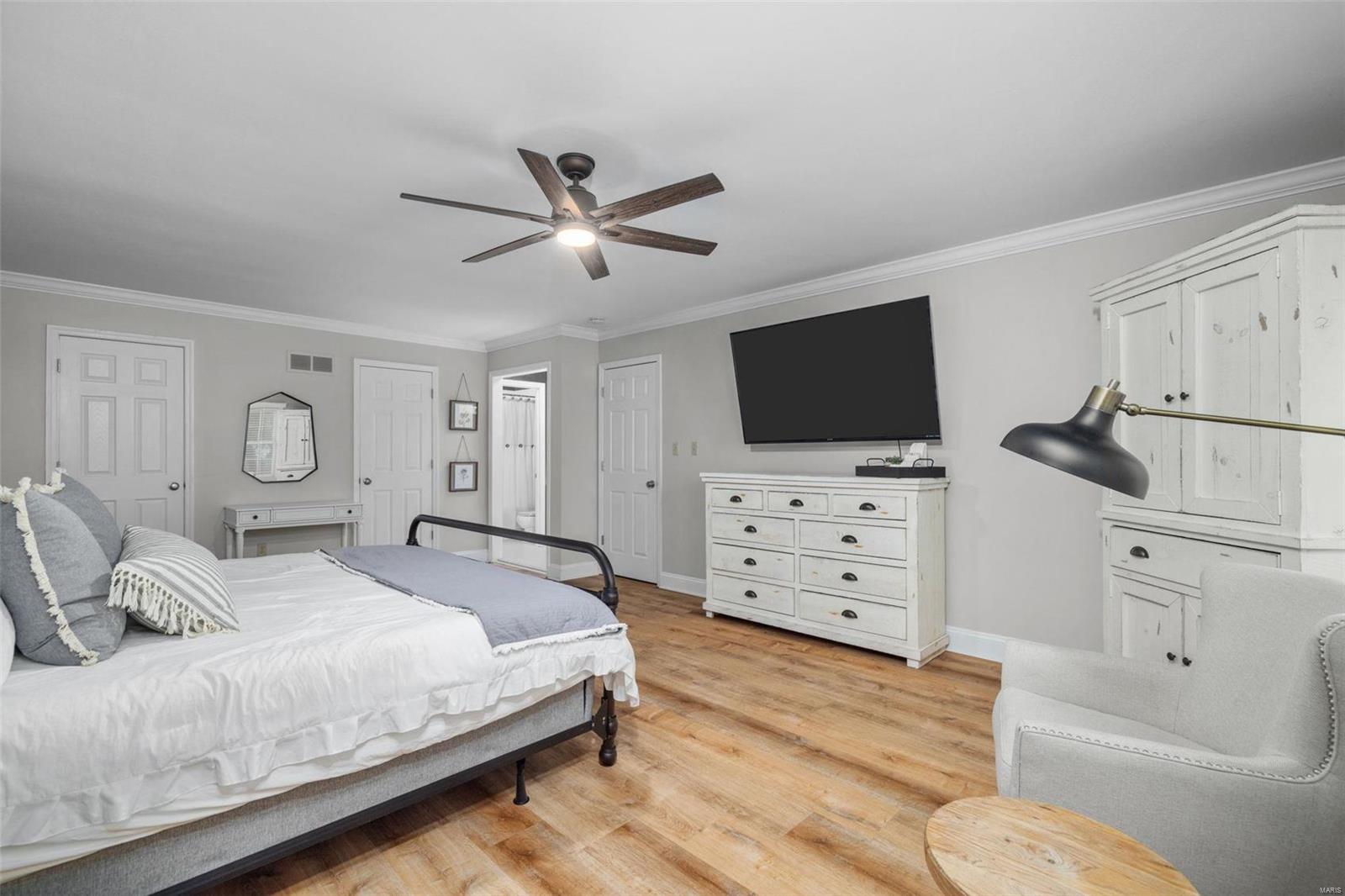 1048 Camargo Drive Ballwin, MO 63011 - Photo 21 of 41