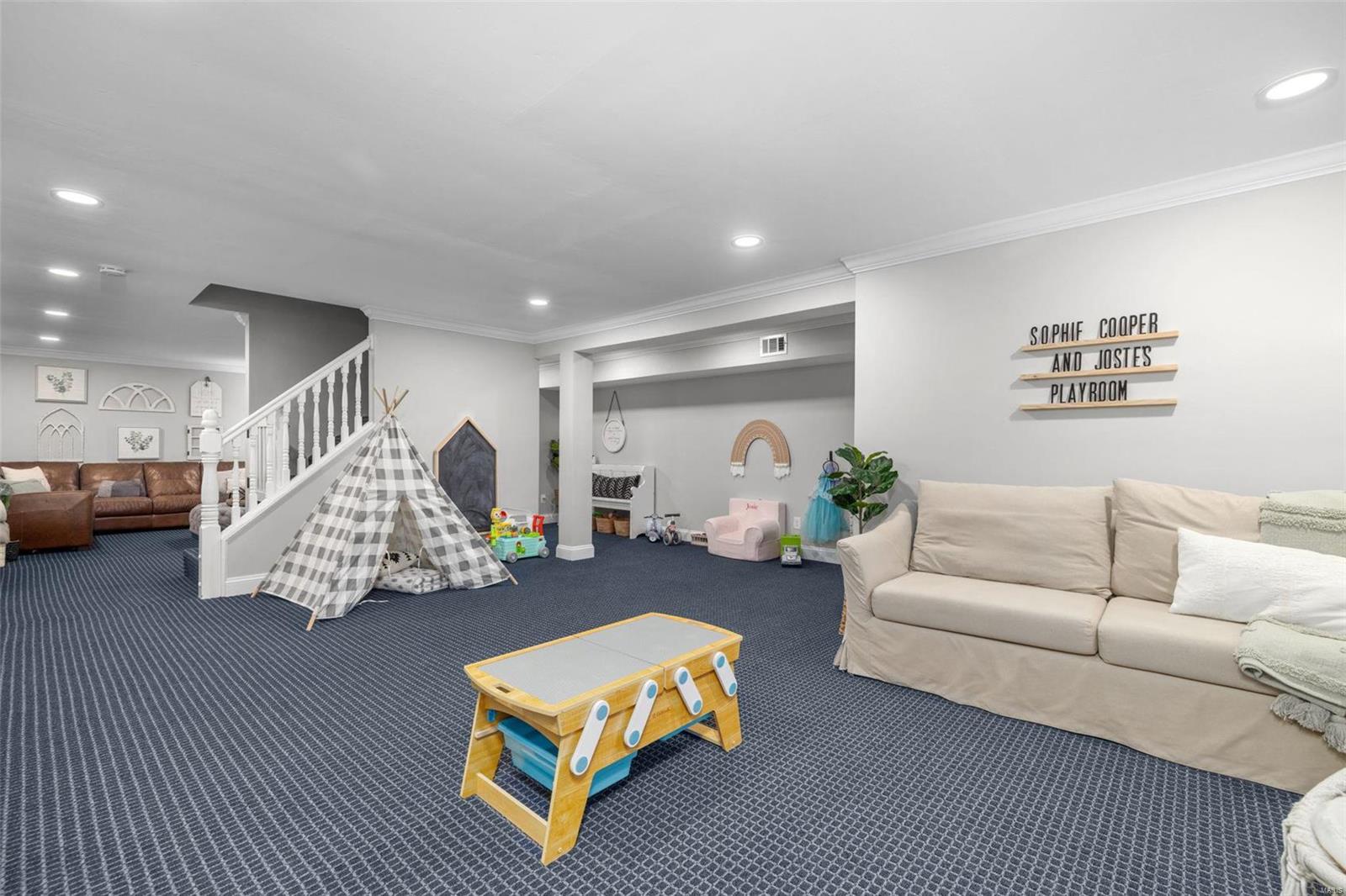 1048 Camargo Drive Ballwin, MO 63011 - Photo 32 of 41