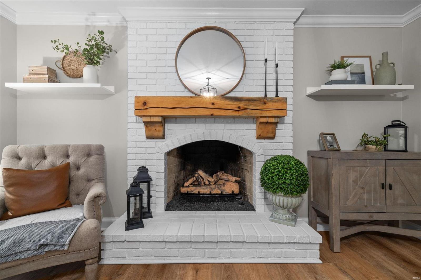 1048 Camargo Drive Ballwin, MO 63011 - Photo 8 of 41