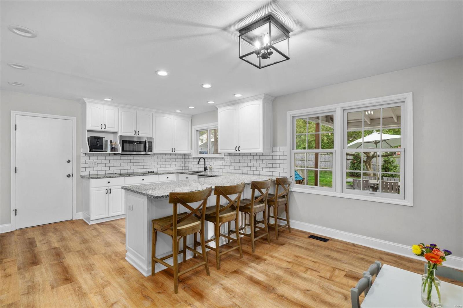 1048 Camargo Drive Ballwin, MO 63011 - Photo 10 of 41