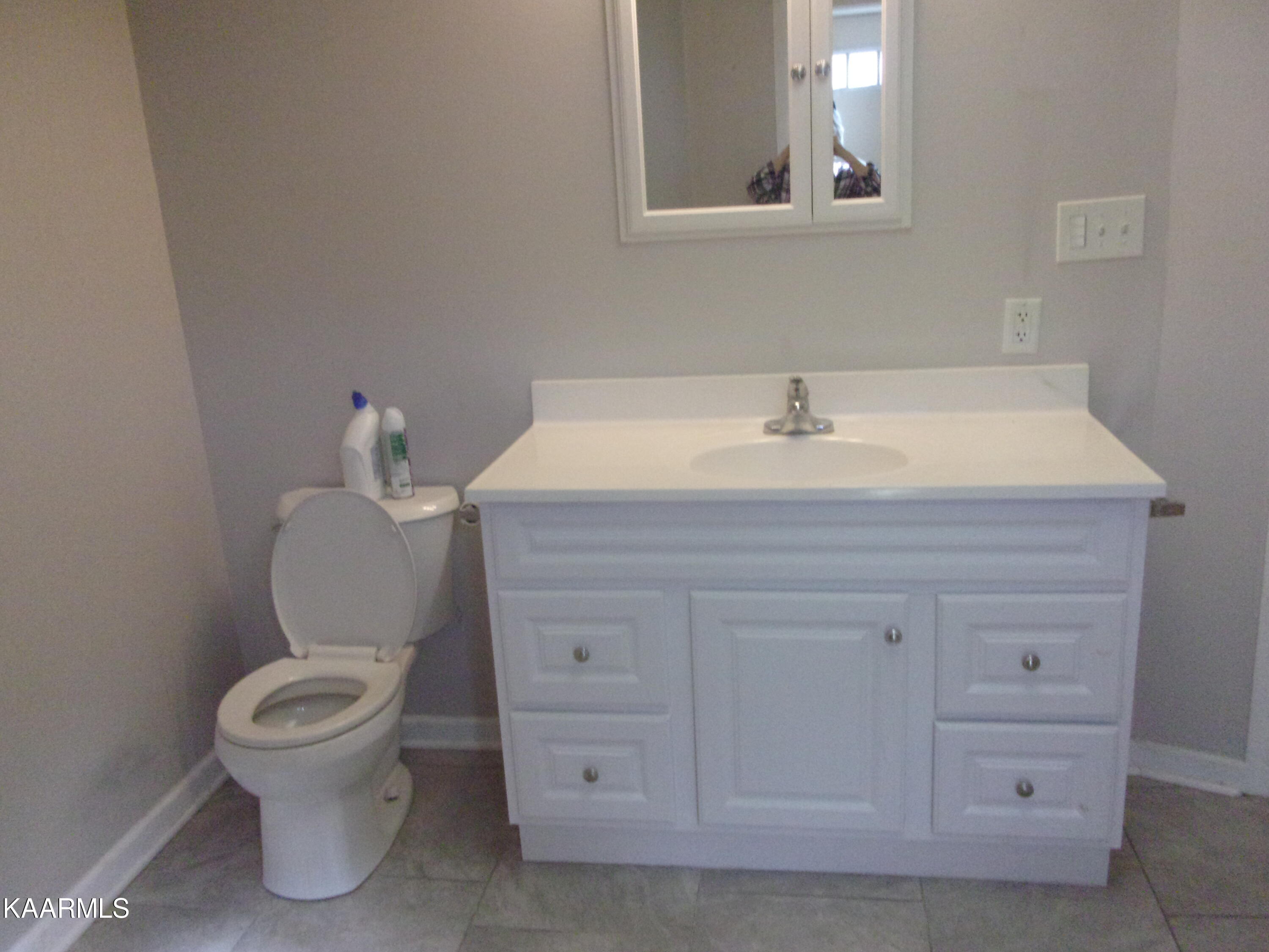 400 Gibbs Ferry Road Clinton, TN 37716 - Photo 18 of 22 100_0421