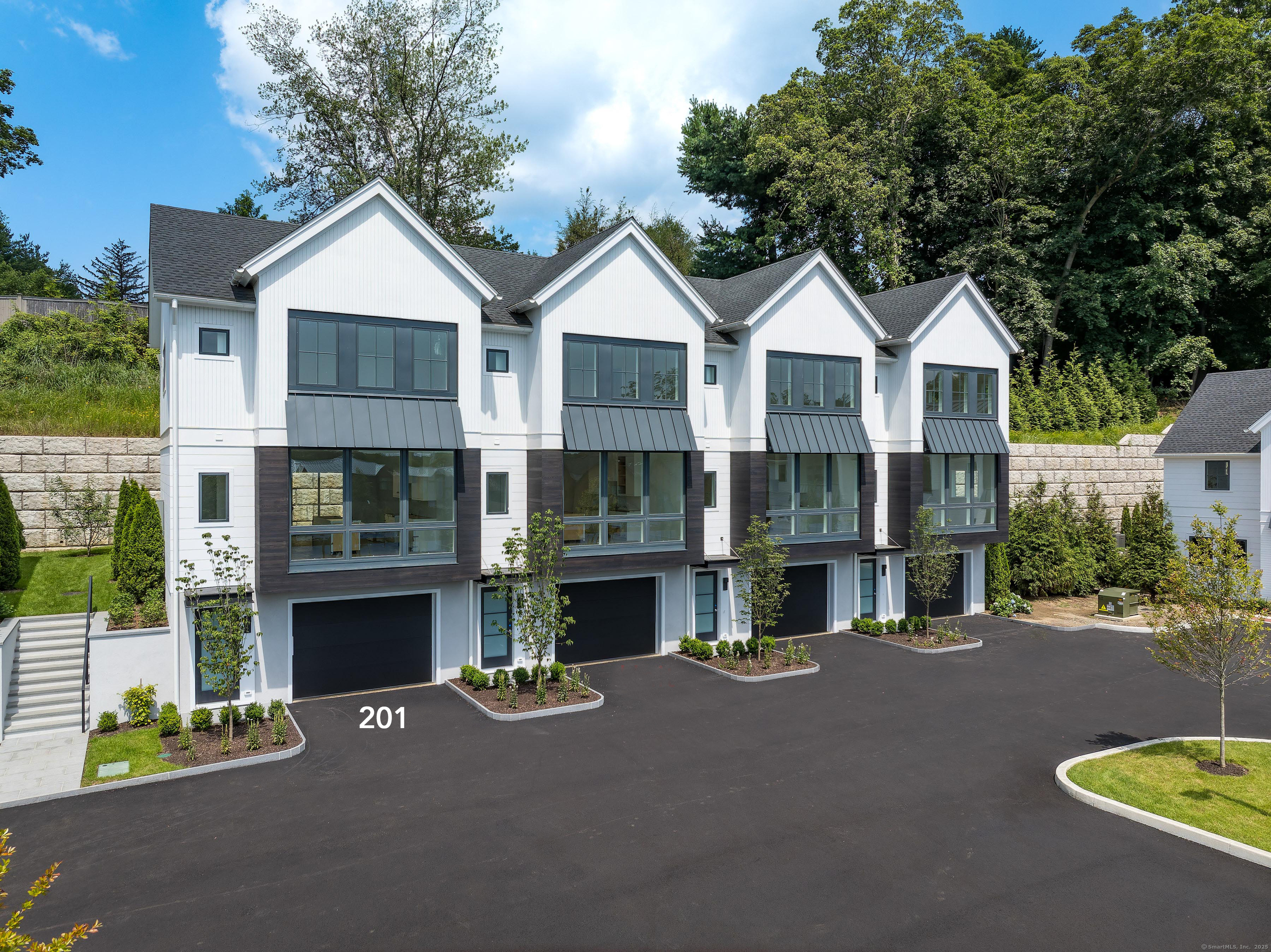 785 Post Road East, Unit 201 Westport, CT 06880 - Photo 2 of 40